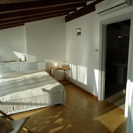 In Vello By Iseo 公寓